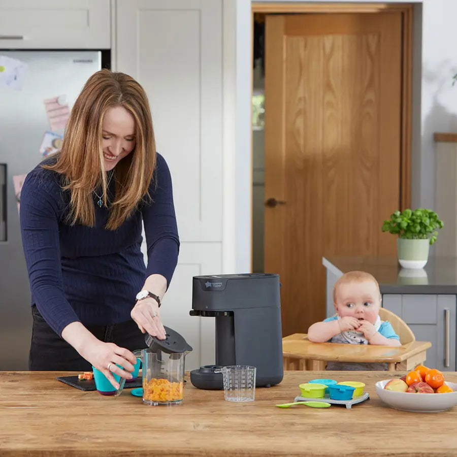 Tommee Tippee Quick Cook Baby Food Steamer Blender (Black) Tommee Tippee Quick Cook Baby Food Steamer Blender (Black)