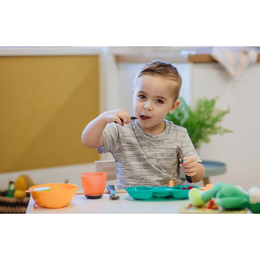 مجموعة أدوات المائدة للأطفال من تومي تيبي مجموعة أدوات المائدة للأطفال من تومي تيبي